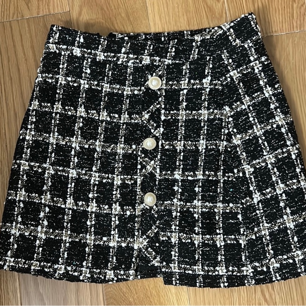 SHEIN Black and White A-line Mini Skirt for Work